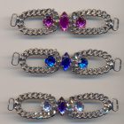 decorazione catena metallica con strass