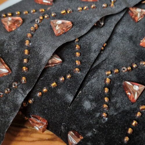 passamaneria velluto con ricami strass