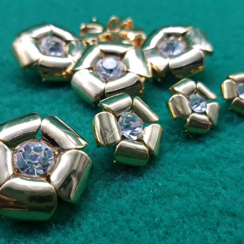 bottoni dorati fiore con strass