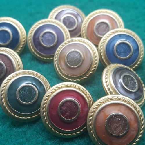 bottoni dorati smaltati