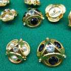 bottone dorato perle e strass