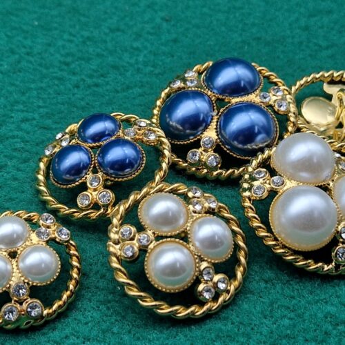 bottone dorato perle acriliche e strass