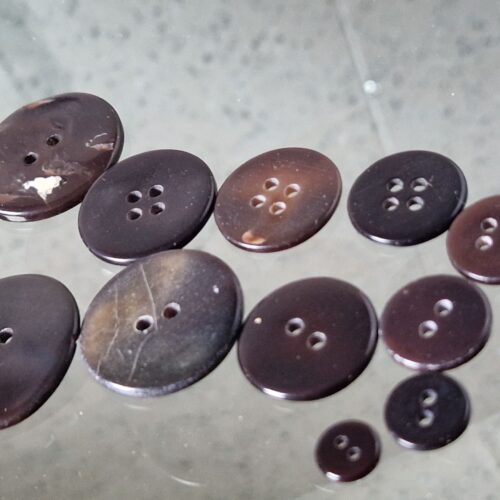 bottoni madreperla marroni