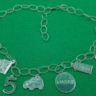 cintura o collana con ciondoli specchiati