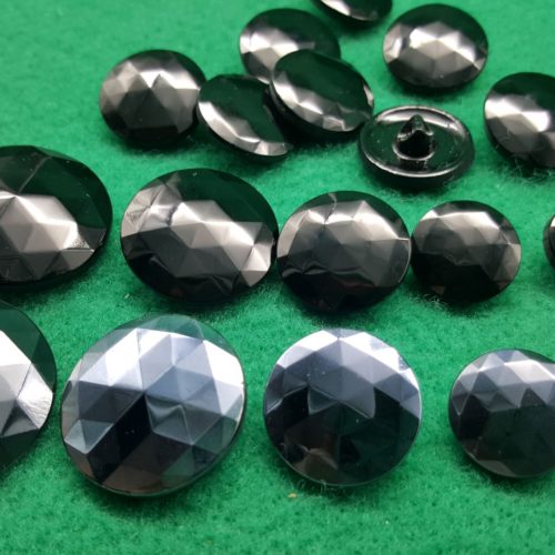 bottoni in vetro sfaccettato