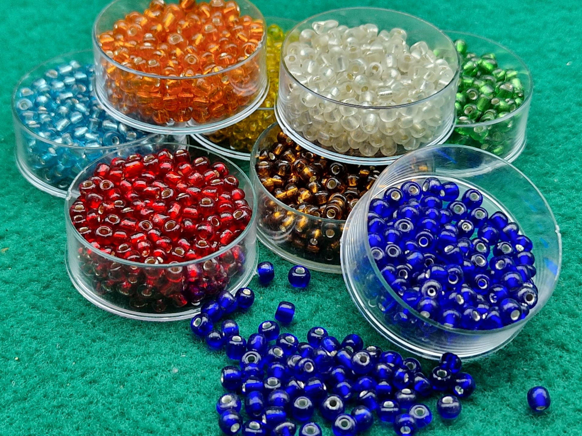 PATIKIL 100 Perline Di Vetro A Forma Di Trifoglio 8mm – Cristallo Trasparente Per Creazione Gioielli Fai Da Te, Bracciali, Portachiavi, Color Misto