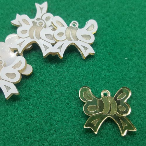 CIONDOLI SPECCHIATI PVC