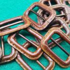 fibbia ecopelle marrone acido