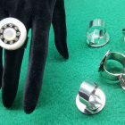 ANELLO DITO CON MADREPERLA E STRASS