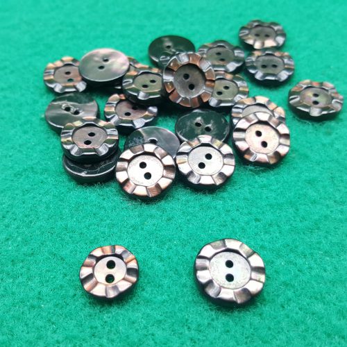 bottone madreperla raggiera