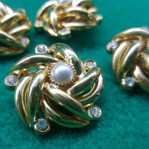 bottoni dorati giullare