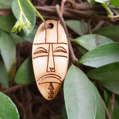 ciondolo maschera tribale cm 5