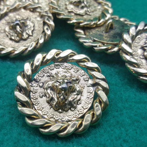 bottoni testa di leone con catena