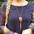 collana con pendente ovale