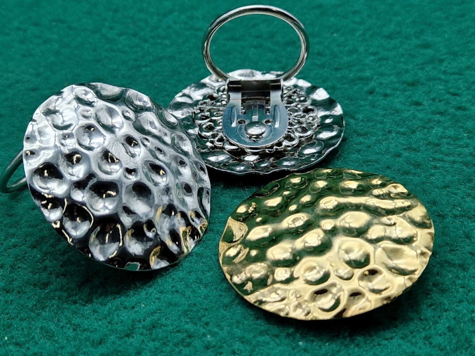 Orecchini A Cerchio Huggie Con Ciondolo Stella In Argento 925 - Imini, Donne E Ragazze
