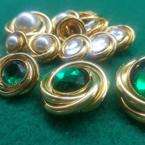 BOTTONI DORATI PITRE E PERLE