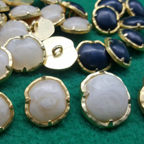 BOTTONI DORATI perla resina