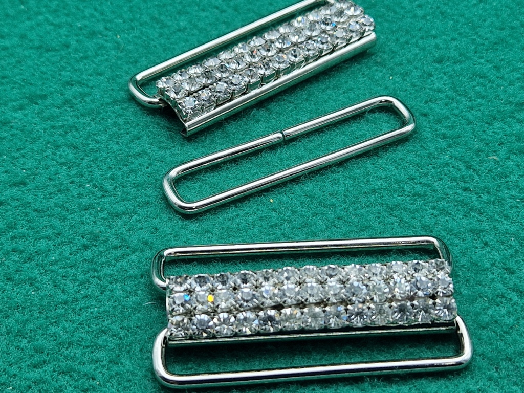 QUARKZMAN 10 Iarde 2,5mm Cristallo Strass Diamante Chiudi