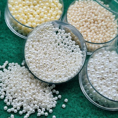 perline BUTTERFLY bianco e avorio