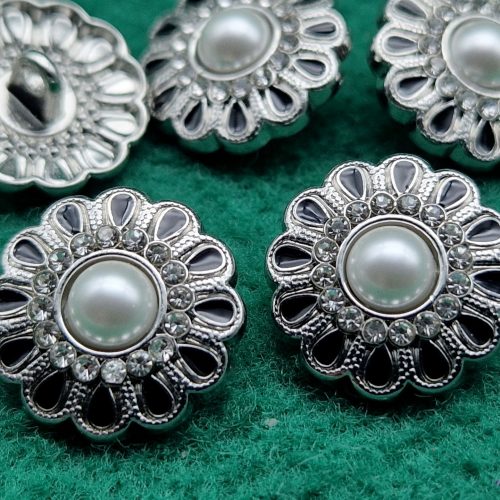 BOTTONE STRASS SMALTO E PERLA