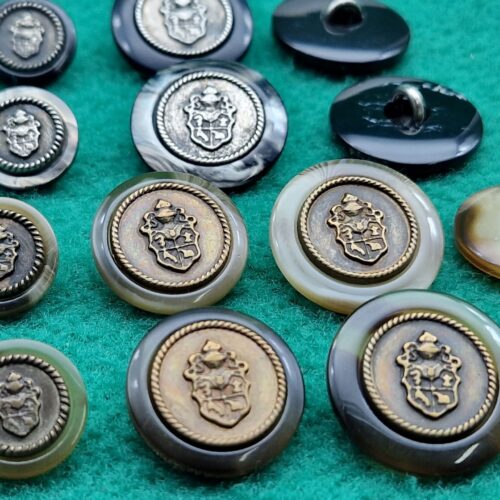 BOTTONI POLIESTERE STEMMA METALLO