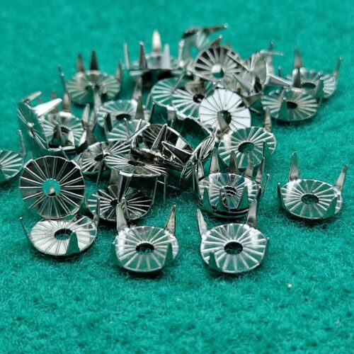 borchie metalliche decorate