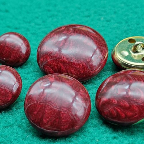 bottoni dorati smaltati bordeaux