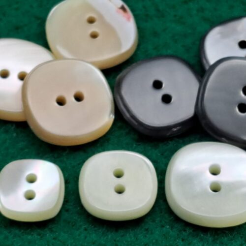 bottoni madreperla quadrato