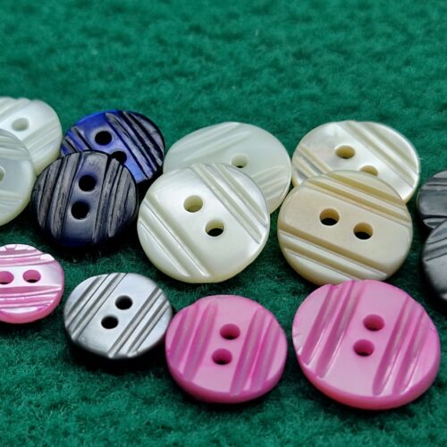 bottoni madreperla rigato