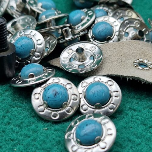 borchie con pietra turchese