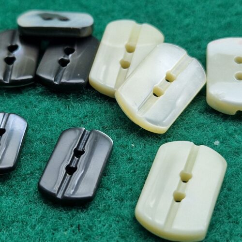 bottoni madreperla rettangolo riga