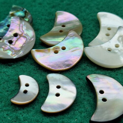 bottoni madreperla mezza luna