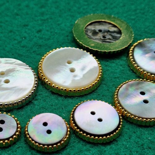 bottoni madreperla 2 fori anello