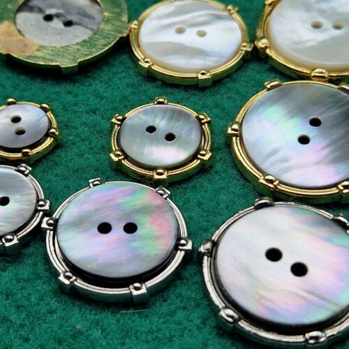 bottoni madreperla 2 fori cerchio