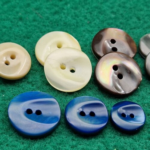 bottoni madreperla scavato