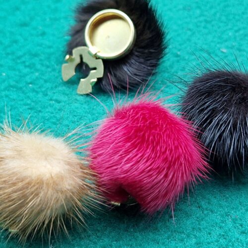 copribottone pon-pon visone