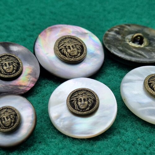 bottoni madreperla medusa