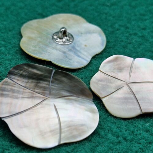 bottoni madreperla fiore